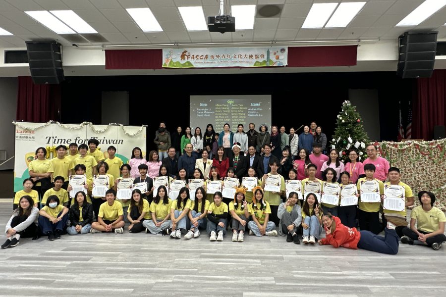 FASCA志工頒獎暨聖誕點燈　青年以服務點亮新年希望