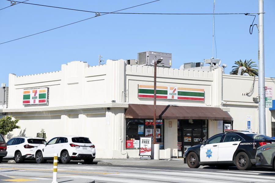 小數點出錯　  7-Eleven誤扣百倍油費