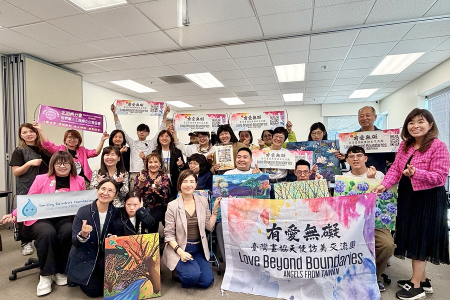臺灣身障藝術家赴灣區交流   「有愛無礙」畫展開幕